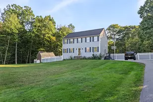 34 Conservation Dr, Douglas, MA 01516 - Photo 1
