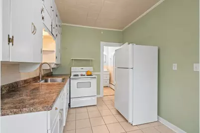 56 Warren Ave, Marlborough, MA 01752 - Photo 13