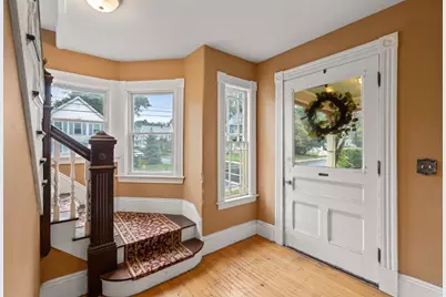 56 Warren Ave, Marlborough, MA 01752 - Photo 7
