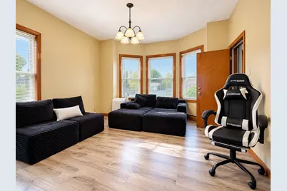 106 Richmond St, New Bedford, MA 02740 - Photo 9