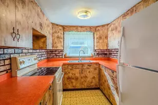 54 Dell St, Montague, MA 01376 - Photo 9