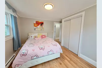 22 Dorchester St, Waltham, MA 02453 - Photo 11