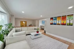 22 Dorchester St, Waltham, MA 02453 - Photo 7