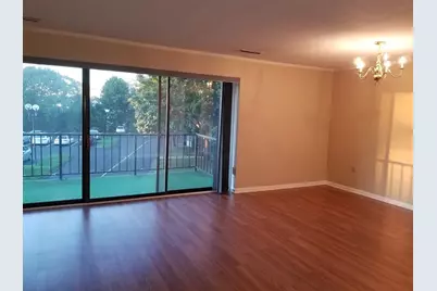 1006 Paradise Rd #2L, Swampscott, MA 01907 - Photo 3