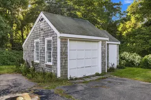 170 Lakeview Ave, Falmouth, MA 02540 - Photo 23