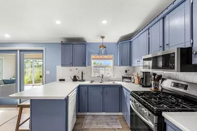 72 Cable Ave, Salisbury, MA 01952 - Photo 9