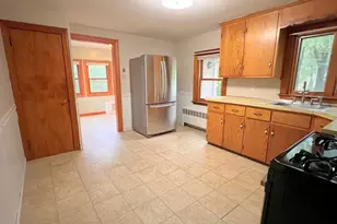 18 Main St, Chelmsford, MA 01863 - Photo 5