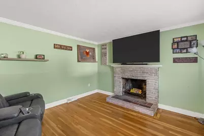 105 Crestfield Dr, Brockton, MA 02302 - Photo 15