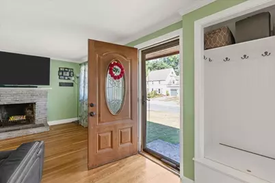 105 Crestfield Dr, Brockton, MA 02302 - Photo 11