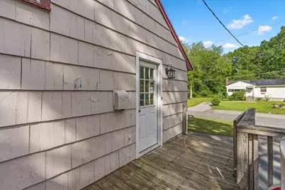 105 Crestfield Dr, Brockton, MA 02302 - Photo 35