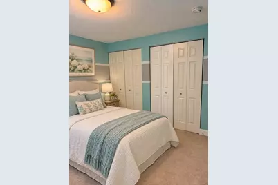 20 Yorktown Ct #20, Chicopee, MA 01020 - Photo 5