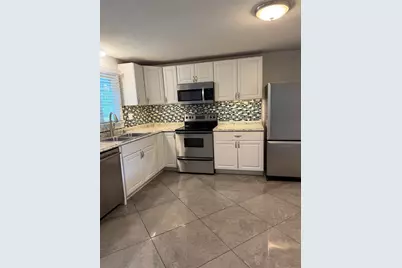 20 Yorktown Ct #20, Chicopee, MA 01020 - Photo 9