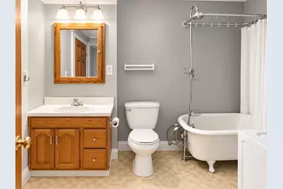 670 East 6th St. #3, Boston, MA 02127 - Photo 15