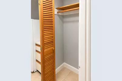 670 East 6th St. #3, Boston, MA 02127 - Photo 7