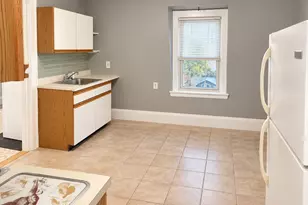 670 E 6th St, Boston, MA 02127 - Photo 11