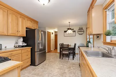 234 Carver St, Springfield, MA 01108 - Photo 9