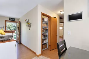 234 Carver St, Springfield, MA 01108 - Photo 13