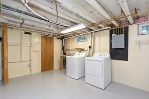 234 Carver St, Springfield, MA 01108 - Photo 37