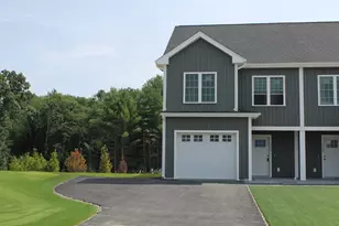 19 Hunter St, Taunton, MA 02780 - Photo 1