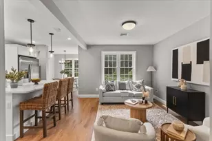 19 Hunter St, Taunton, MA 02780 - Photo 9
