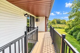 2320 Skyline Dr, Lowell, MA 01854 - Photo 31