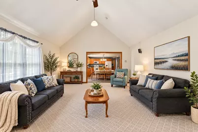 473 Main Street, Hudson, MA 01749 - Photo 13