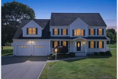 473 Main Street, Hudson, MA 01749 - Photo 1