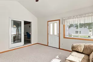 473 Main St, Hudson, MA 01749 - Photo 15
