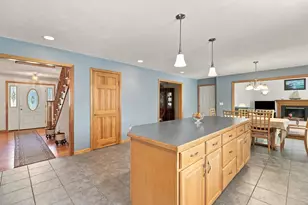 473 Main St, Hudson, MA 01749 - Photo 7