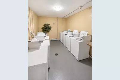 26 Sycamore St #1S, New Bedford, MA 02740 - Photo 3