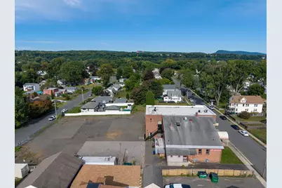 13 Norman, Chicopee, MA 01013 - Photo 9