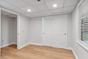 4 Victoria Dr, Auburn, MA 01501 - Photo 33