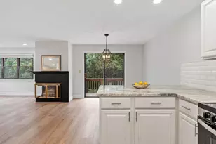 4 Victoria Dr, Auburn, MA 01501 - Photo 5