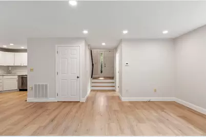 4 Victoria Drive #1, Auburn, MA 01501 - Photo 11