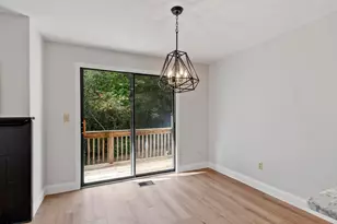 4 Victoria Dr, Auburn, MA 01501 - Photo 7