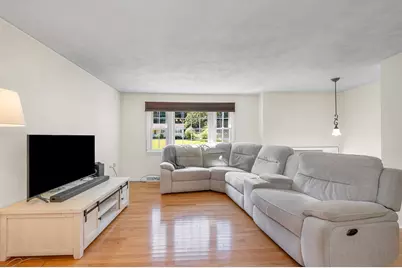 7 Hickory Dr, Townsend, MA 01469 - Photo 3