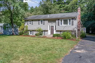 7 Hickory Dr, Townsend, MA 01469 - Photo 1