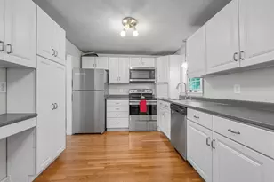 7 Hickory Dr, Townsend, MA 01469 - Photo 9
