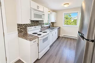 32 Campbell Dr, Easthampton, MA 01027 - Photo 13