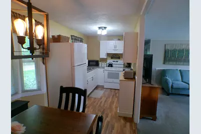20 Forest St, Oxford, MA 01540 - Photo 9