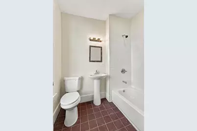 174 Hamilton St, Southbridge, MA 01550 - Photo 17