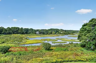 24 Myober Ln, Edgartown, MA 02539 - Photo 3