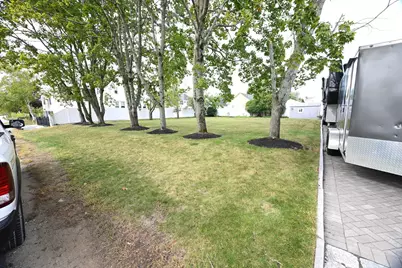 24 Brouilette St #24, Chelmsford, MA 01863 - Photo 7