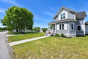 24 Brouilette St, Chelmsford, MA 01863 - Photo 3