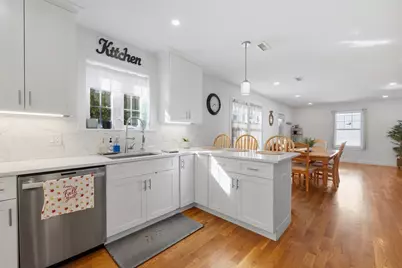 1260 Sea Street, Quincy, MA 02169 - Photo 11