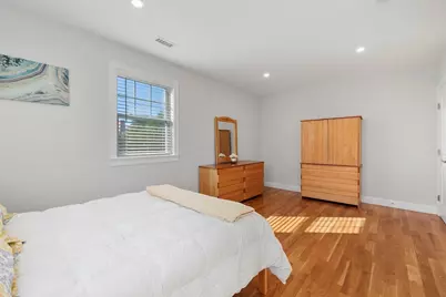 1260 Sea Street, Quincy, MA 02169 - Photo 17