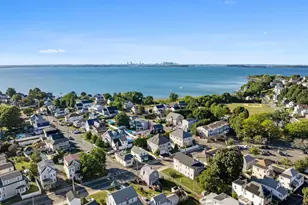 1260 Sea St, Quincy, MA 02169 - Photo 29
