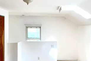 23 Monmouth St, Somerville, MA 02143 - Photo 5