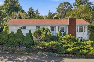 25 Maolis Rd, Nahant, MA 01908 - Photo 1