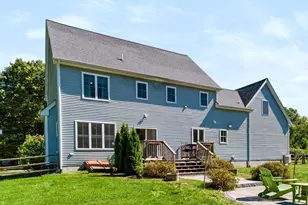 137 Acorn St, Millis, MA 02054 - Photo 7